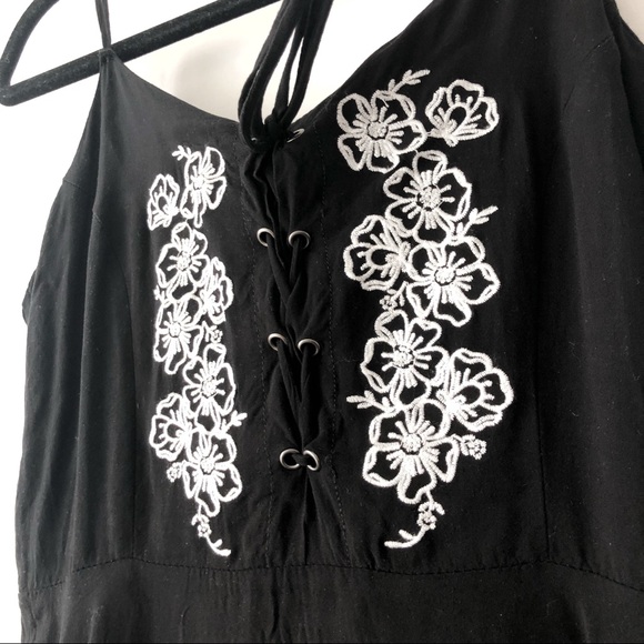 embroidered floral summer dress w lace up corset - Picture 6 of 8